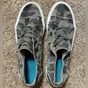 Camo Blowfish Sneakers